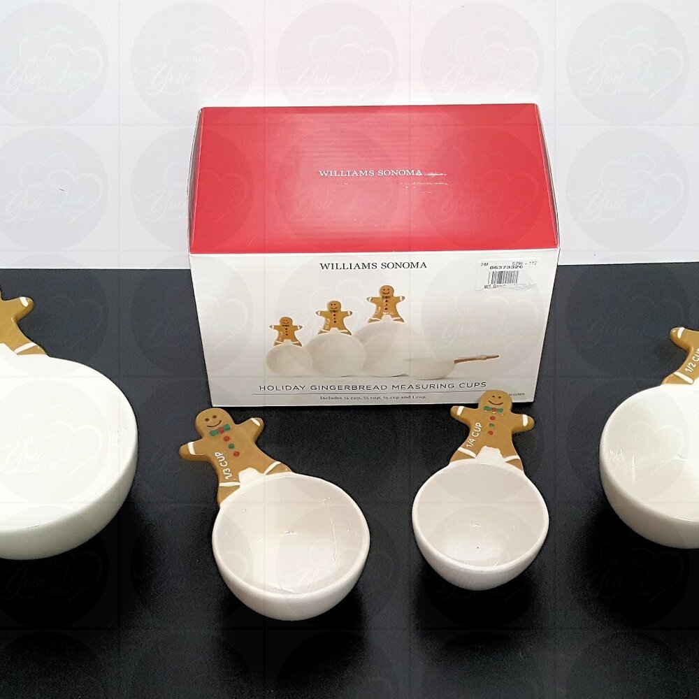 NEW RARE Williams Sonoma Gingerbread Man 4 Piece MEASURING CUP Set NIB